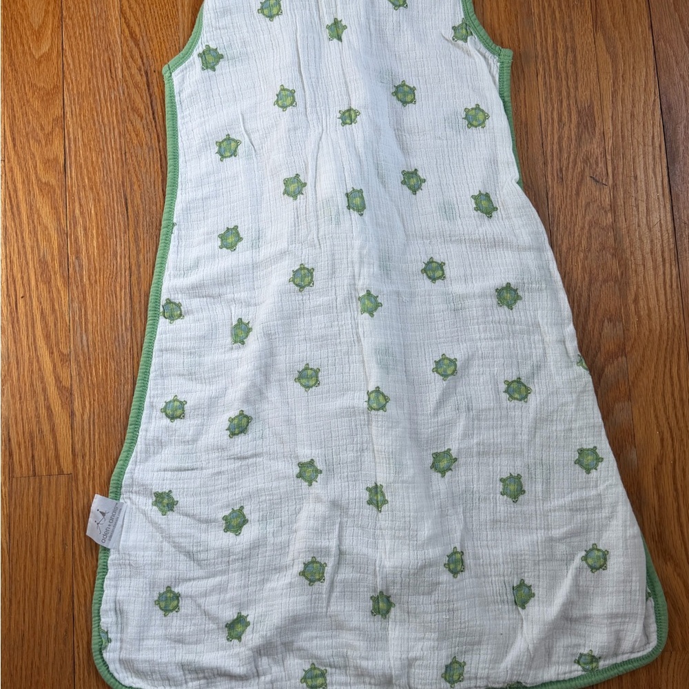 Aden + Anais Medium Muslin Turtle Print Sleepsack 6-12 months